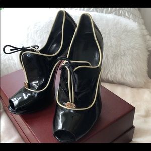 Gucci Newton Peep Toe Ankle Heels